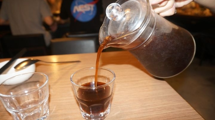 【台北內湖 美食】川老爺麻辣鍋，好吃湯底火鍋料!!熱炒加值/溫體牛買一送一/螃蟹豪華海鮮拼盤/現正限時升級優惠中呀!!/捷運葫洲站