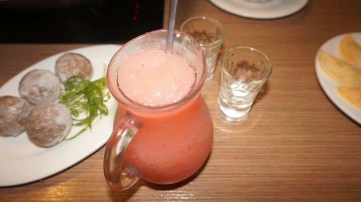 【台北內湖 美食】川老爺麻辣鍋，好吃湯底火鍋料!!熱炒加值/溫體牛買一送一/螃蟹豪華海鮮拼盤/現正限時升級優惠中呀!!/捷運葫洲站