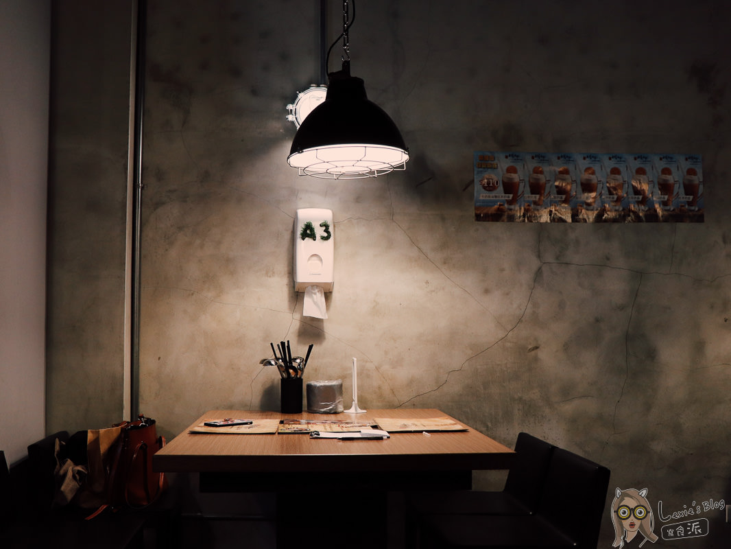 內湖麻辣鍋》川老爺麻辣鍋，吃鍋配熱炒，精緻單點火鍋推薦 - Lexies Blog，寫食派