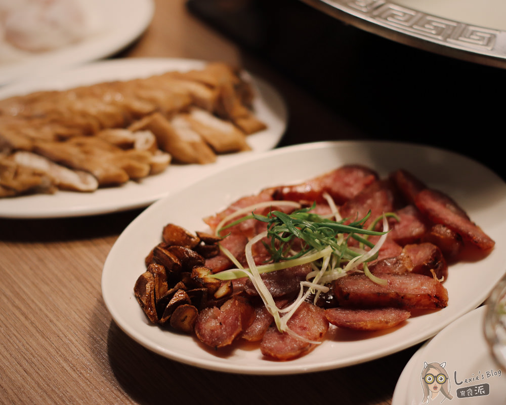 內湖麻辣鍋》川老爺麻辣鍋，吃鍋配熱炒，精緻單點火鍋推薦 - Lexies Blog，寫食派