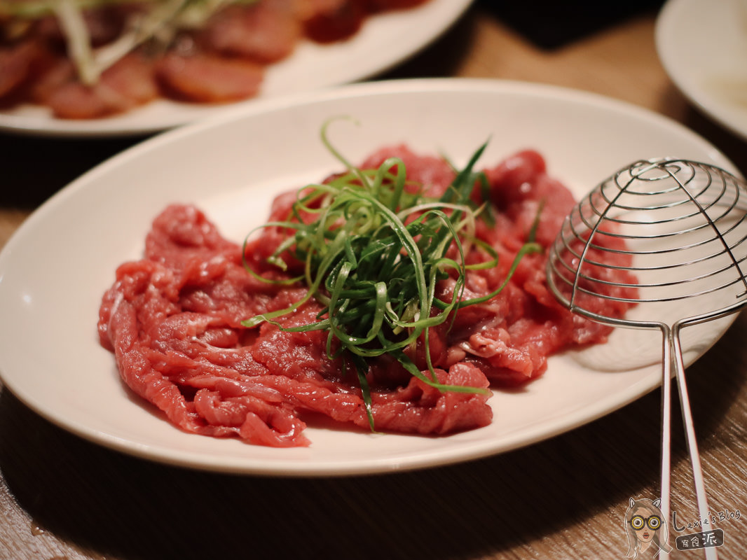 內湖麻辣鍋》川老爺麻辣鍋，吃鍋配熱炒，精緻單點火鍋推薦 - Lexies Blog，寫食派