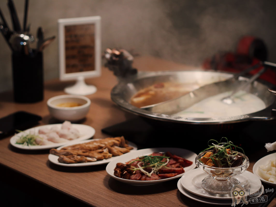 內湖麻辣鍋》川老爺麻辣鍋，吃鍋配熱炒，精緻單點火鍋推薦 - Lexies Blog，寫食派