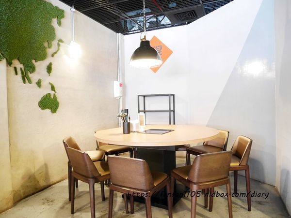 【內湖麻辣鍋】川老爺麻辣鍋 #四川料 #川菜 #麻辣鍋 #皮蛋牛骨鍋 #鍋底白飯無限供應 (4).JPG