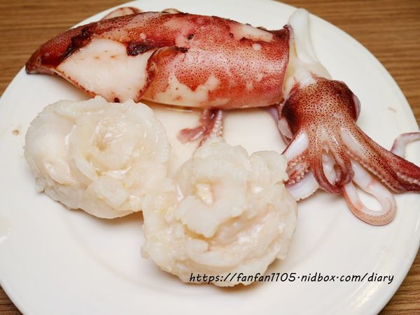 【內湖麻辣鍋】川老爺麻辣鍋 #四川料 #川菜 #麻辣鍋 #皮蛋牛骨鍋 #鍋底白飯無限供應 (51).JPG