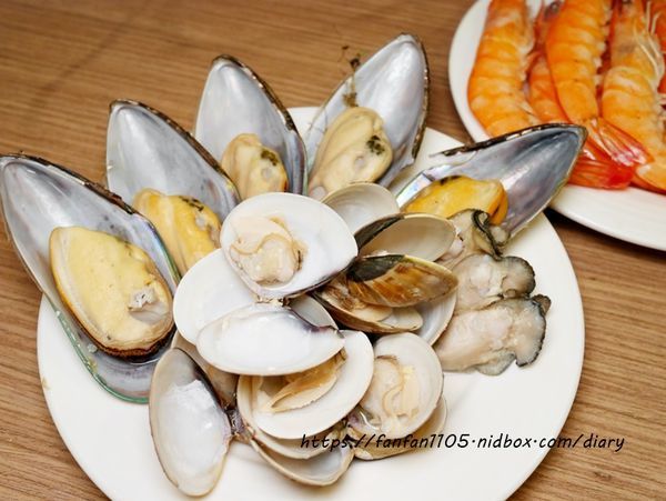 【內湖麻辣鍋】川老爺麻辣鍋 #四川料 #川菜 #麻辣鍋 #皮蛋牛骨鍋 #鍋底白飯無限供應 (54).JPG