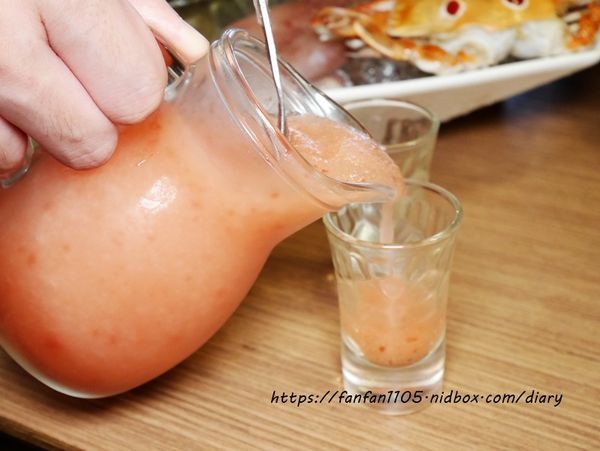 【內湖麻辣鍋】川老爺麻辣鍋 #四川料 #川菜 #麻辣鍋 #皮蛋牛骨鍋 #鍋底白飯無限供應 (46).JPG