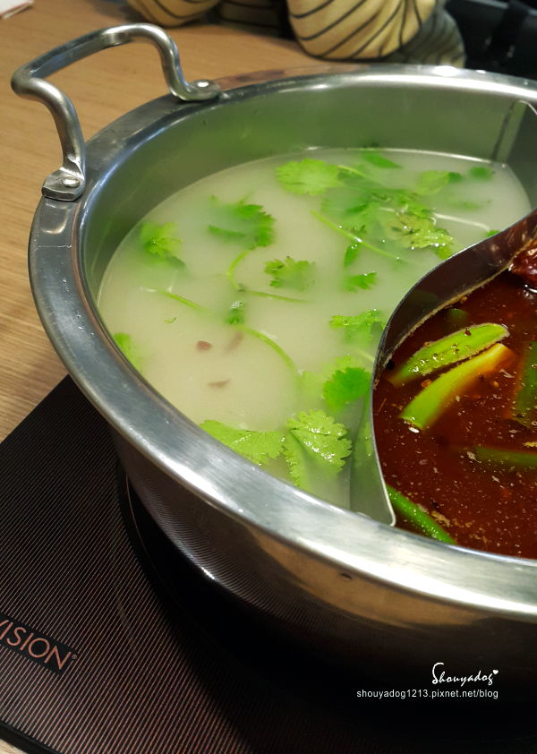 川老爺麻辣鍋:【單點鍋物】熱炒X溫體牛 美味滿點的川老爺麻辣鍋