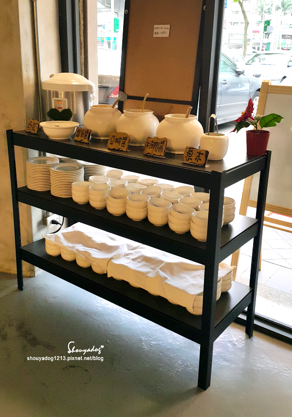 川老爺麻辣鍋:【單點鍋物】熱炒X溫體牛 美味滿點的川老爺麻辣鍋