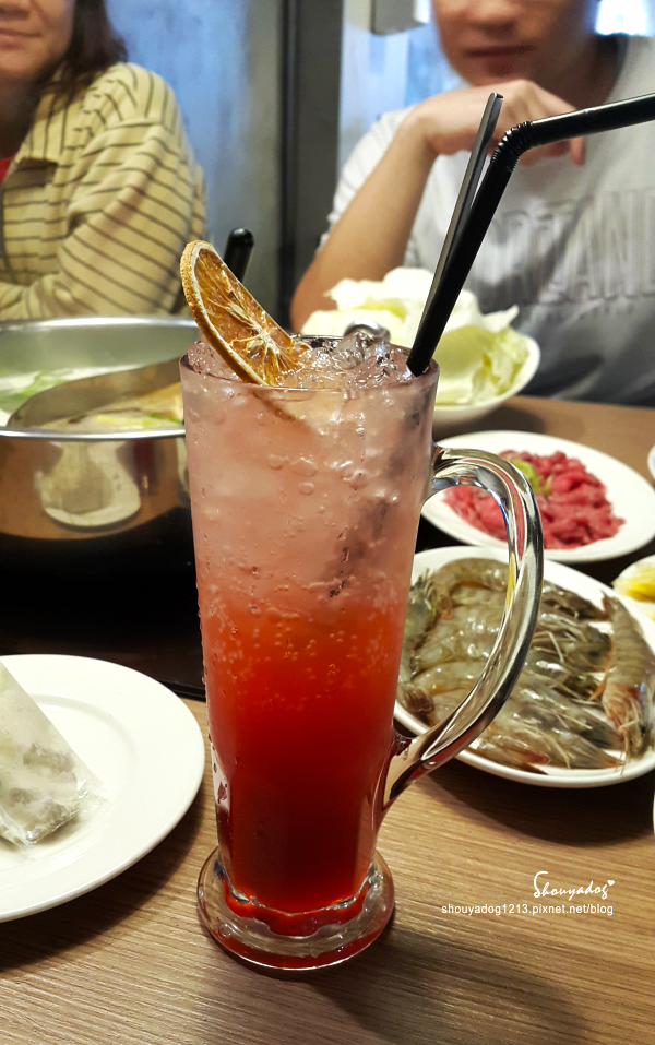 川老爺麻辣鍋:【單點鍋物】熱炒X溫體牛 美味滿點的川老爺麻辣鍋