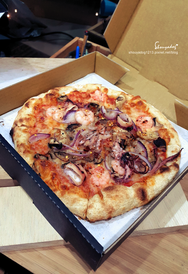 Pizza CreAfe客意比薩(民權店)：【義式餐廳】來二訪囉~ Pizza CreAfe' 客意比薩-民權店