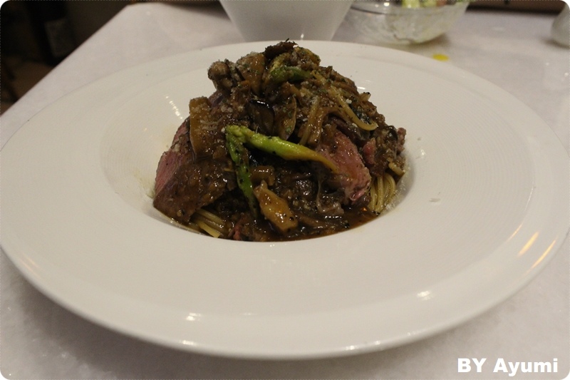 FREAKS Café & Bistro 癮客餐酒館(誠品信義店)：『愛評體驗團』FREAKS Café & Bistro 癮客餐酒館 / 誠品信義店