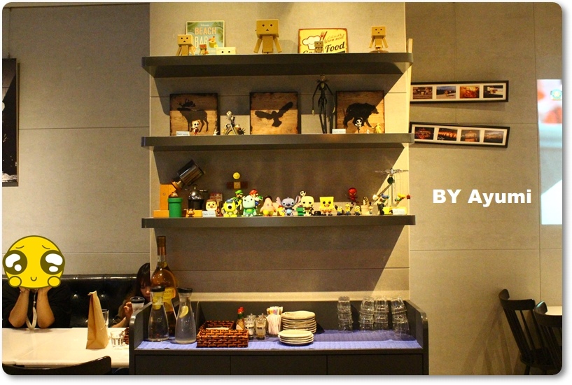 FREAKS Café & Bistro 癮客餐酒館(誠品信義店)：『愛評體驗團』FREAKS Café & Bistro 癮客餐酒館 / 誠品信義店