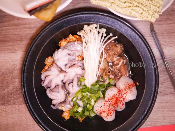 【桃園韓式】劉震川日韓大食館 廣豐新天地-高CP值火烤兩吃個人小火鍋.韓式烤肉/日式火鍋/八德美食/八德韓式