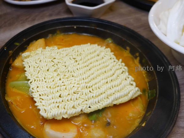 【桃園韓式】劉震川日韓大食館 廣豐新天地-高CP值火烤兩吃個人小火鍋.韓式烤肉/日式火鍋/八德美食/八德韓式