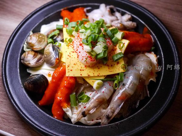 【桃園韓式】劉震川日韓大食館 廣豐新天地-高CP值火烤兩吃個人小火鍋.韓式烤肉/日式火鍋/八德美食/八德韓式