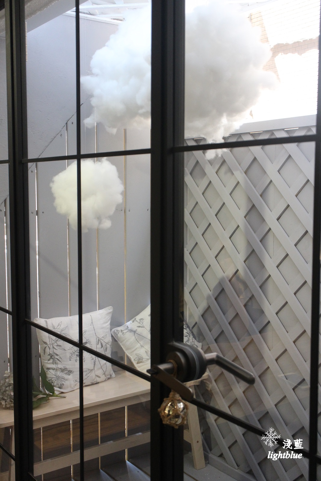 [ 忠孝敦化站美食 ] 淺藍 × D.maisie coffee～美味抹茶提拉米蘇與不限時免費wifi插座