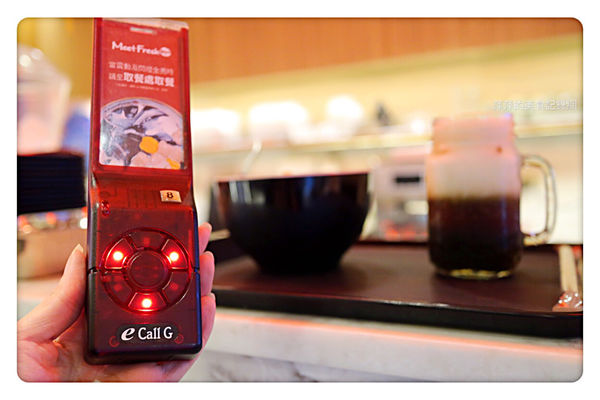 【台北美食】鮮芋仙精緻甜品專賣店 台北忠孝旗艦店 ~ 東區冰品推薦/手工製作❤️招牌杏仁冰/仙草冰- 捷運國父紀念館站