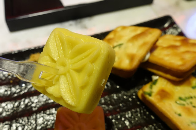 [食記] 鮮芋仙。夏天就該來吃個芋頭牛奶冰!好消暑!(忠孝旗艦店--免費WiFi)