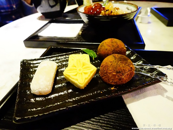 鮮芋仙(台北忠孝旗艦店):【捷運美食】鮮芋仙台北忠孝旗艦店 顛覆傳統的專屬手感精緻甜品 今夏IG打卡新熱點!捷運國父紀念館站 鮮芋仙(台北忠孝旗艦店):【捷運美食】鮮芋仙台北忠孝旗艦店 顛覆傳統的專屬手感精緻甜品 今夏IG打卡新熱點!捷運國父紀念館站