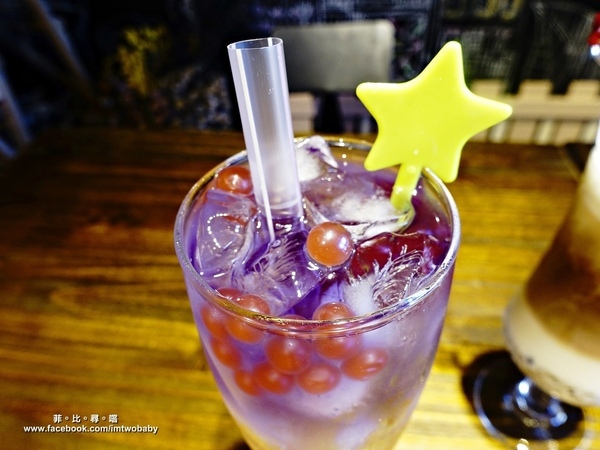 Dog Boss 寵物友善餐廳:【捷運美食】Dog Boss 寵物友善餐廳 現點現作餐點用心 旺星人開心玩翻天!客製寵物蛋糕/捷運景安站