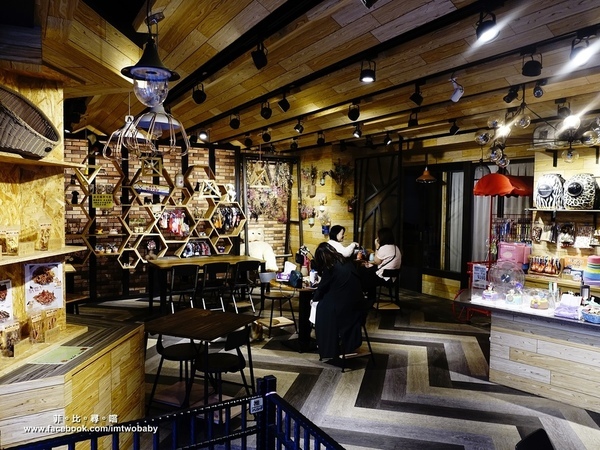 Dog Boss 寵物友善餐廳:【捷運美食】Dog Boss 寵物友善餐廳 現點現作餐點用心 旺星人開心玩翻天!客製寵物蛋糕/捷運景安站