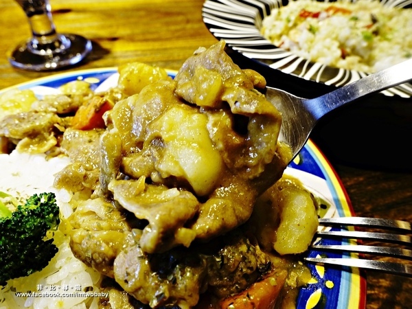 Dog Boss 寵物友善餐廳:【捷運美食】Dog Boss 寵物友善餐廳 現點現作餐點用心 旺星人開心玩翻天!客製寵物蛋糕/捷運景安站