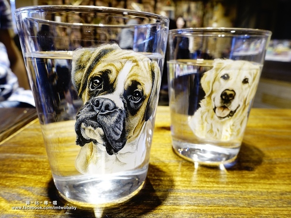 Dog Boss 寵物友善餐廳:【捷運美食】Dog Boss 寵物友善餐廳 現點現作餐點用心 旺星人開心玩翻天!客製寵物蛋糕/捷運景安站