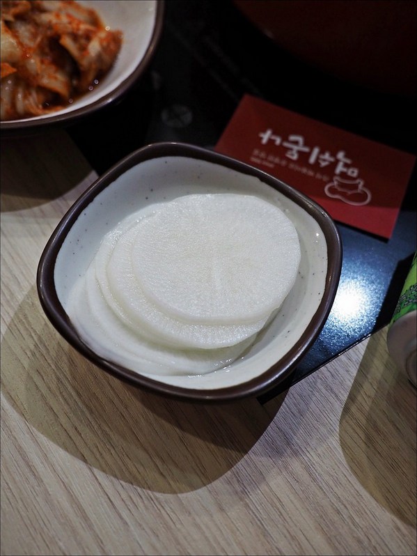 三清洞摩西年糕鍋：[台中] 三清洞摩西年糕鍋 逢甲夜市韓式料理推薦 新推出韓國辣燉雞湯鍋冬天圍爐來吃韓國辣鍋暖暖的