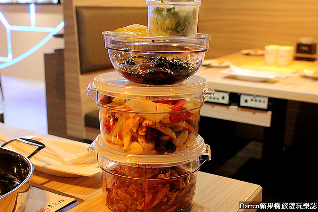 『桃園ATT筷食尚』黃記煌三汁燜鍋二號店(桃園店)★北京十大火鍋與海底撈齊名不加一滴水的鍋物/桃園站前商圈美食