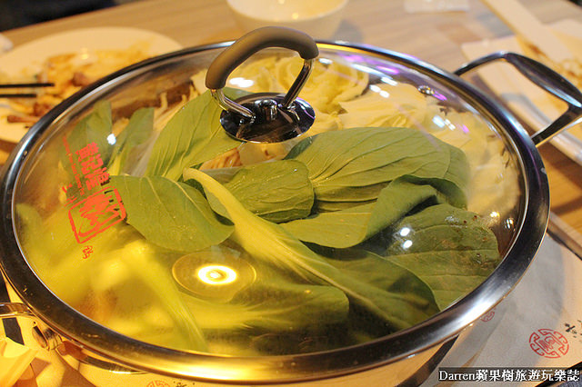 『桃園ATT筷食尚』黃記煌三汁燜鍋二號店(桃園店)★北京十大火鍋與海底撈齊名不加一滴水的鍋物/桃園站前商圈美食