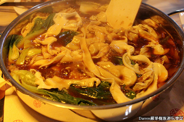 『桃園ATT筷食尚』黃記煌三汁燜鍋二號店(桃園店)★北京十大火鍋與海底撈齊名不加一滴水的鍋物/桃園站前商圈美食