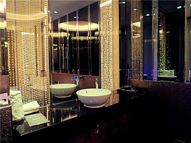 住宿░   leesing hotel 麗馨精品汽車旅館，凡賽斯風格主題式套房住宿推薦