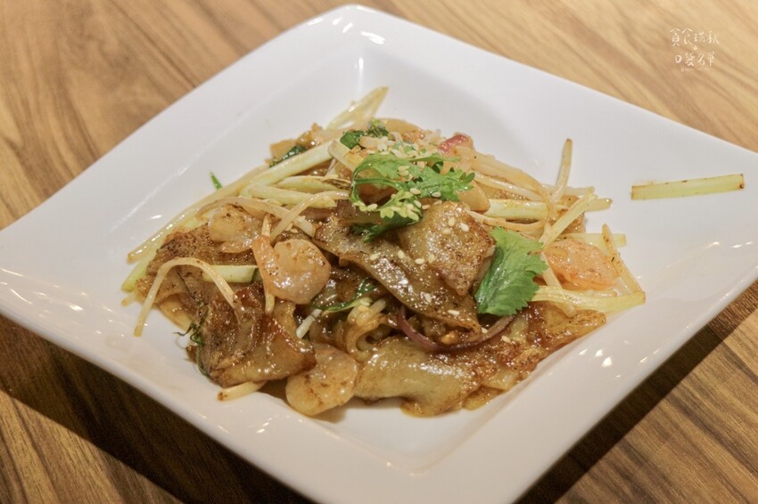 台中西區｜創意粵菜、各式港點吃到飽！平日午間限定豐富餐點一次