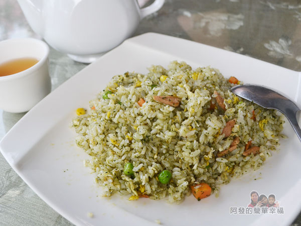 珍饌玉膳24-香椿炒飯