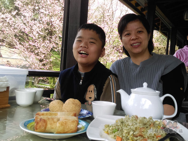 珍饌玉膳22-珍饌玉膳美食上桌