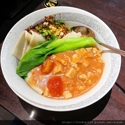 [台北小吃]文山區木柵站「江記水盆羊肉」超特別的地道陝西風味