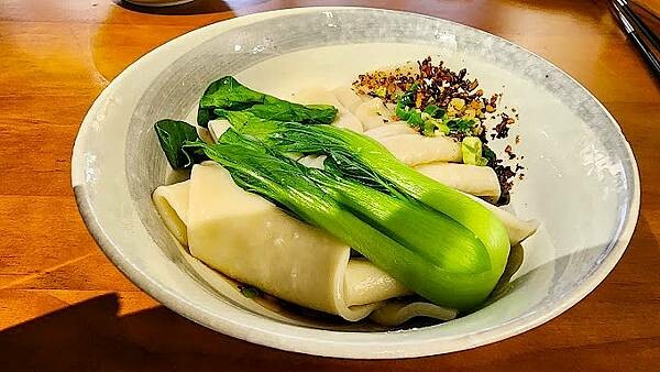 [台北小吃]文山區木柵站「江記水盆羊肉」超特別的地道陝西風味