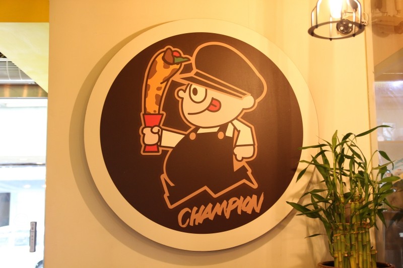 [台北]南京復興早餐下午茶點心推薦 長勝君捲蛋餅 超人氣酥脆30cm你吃過嗎？