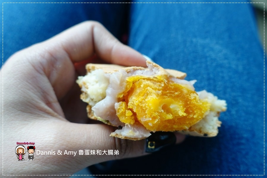  20170312《台中下午茶分享》大判燒=紅豆餅。推薦好好吃的鹹蛋黃芋頭口味｜台中網路爆排隊美食（影片） (25).jpg