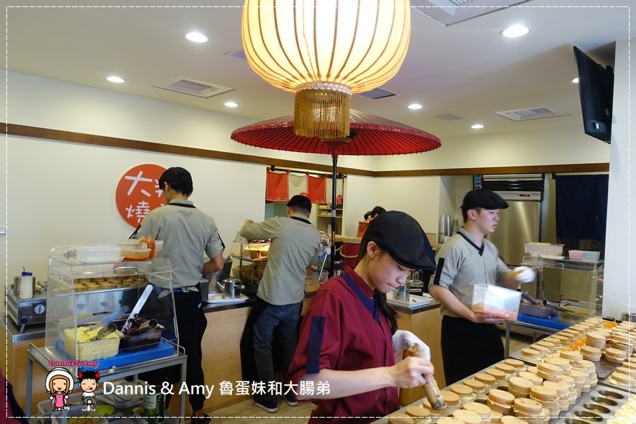  20170312《台中下午茶分享》大判燒=紅豆餅。推薦好好吃的鹹蛋黃芋頭口味｜台中網路爆排隊美食（影片） (18).jpg