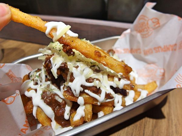 Campus Cafe(信義店- Commune A7):❤️美食❤️【台北。信義】Campus Cafe / 信義店- Commune A7★美式風格餐廳/絢麗夜景/愛評體驗團