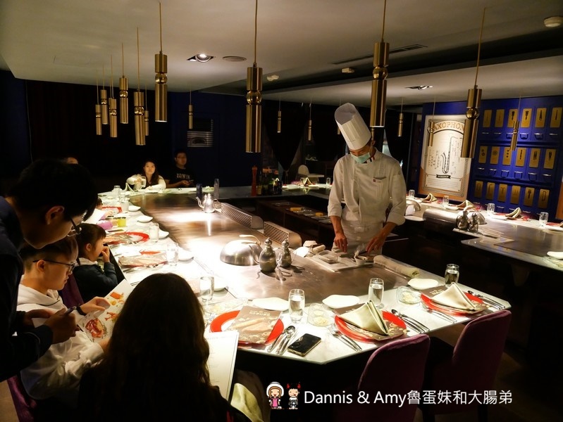 《竹北約會餐廳推薦》夏慕尼鐵板燒秋冬新菜色分享。夢幻和牛料理。火焰熔岩起司牛排~網路票選最適合約會餐廳。聖誕節跨年夜來這就對了︱(影片) 《竹北約會餐廳推薦》夏慕尼鐵板燒秋冬新菜色分享。夢幻和牛料理。火焰熔岩起司牛排~網路票選最適合約會餐廳。聖誕節跨年夜來這就對了︱(影片)