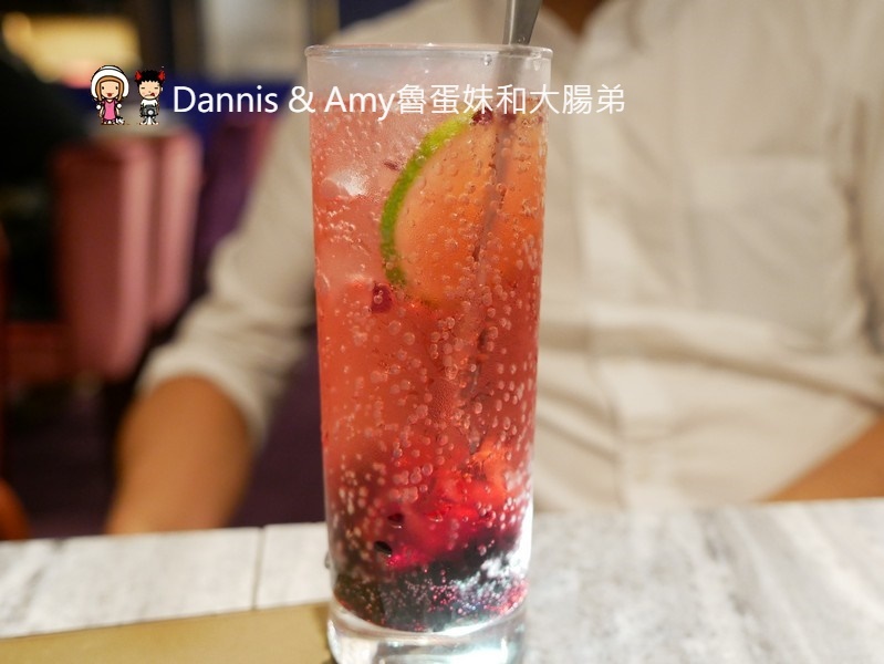 《竹北約會餐廳推薦》夏慕尼鐵板燒秋冬新菜色分享。夢幻和牛料理。火焰熔岩起司牛排~網路票選最適合約會餐廳。聖誕節跨年夜來這就對了︱(影片) 《竹北約會餐廳推薦》夏慕尼鐵板燒秋冬新菜色分享。夢幻和牛料理。火焰熔岩起司牛排~網路票選最適合約會餐廳。聖誕節跨年夜來這就對了︱(影片)