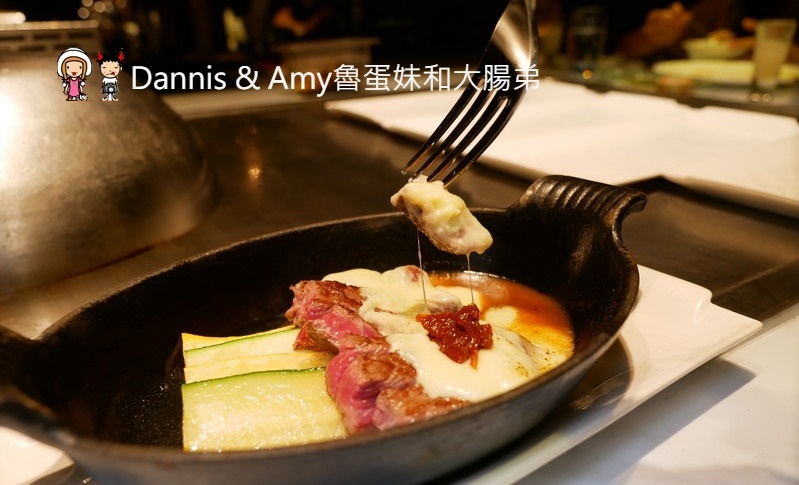 《竹北約會餐廳推薦》夏慕尼鐵板燒秋冬新菜色分享。夢幻和牛料理。火焰熔岩起司牛排~網路票選最適合約會餐廳。聖誕節跨年夜來這就對了︱(影片) 《竹北約會餐廳推薦》夏慕尼鐵板燒秋冬新菜色分享。夢幻和牛料理。火焰熔岩起司牛排~網路票選最適合約會餐廳。聖誕節跨年夜來這就對了︱(影片)