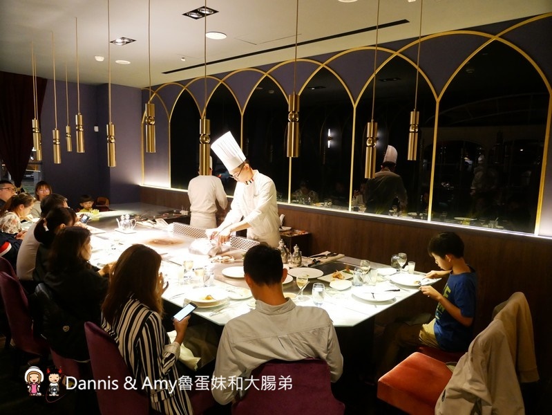 《竹北約會餐廳推薦》夏慕尼鐵板燒秋冬新菜色分享。夢幻和牛料理。火焰熔岩起司牛排~網路票選最適合約會餐廳。聖誕節跨年夜來這就對了︱(影片) 《竹北約會餐廳推薦》夏慕尼鐵板燒秋冬新菜色分享。夢幻和牛料理。火焰熔岩起司牛排~網路票選最適合約會餐廳。聖誕節跨年夜來這就對了︱(影片)