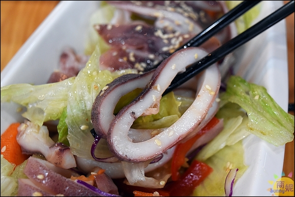 天下奇雞：大坑平價台菜餐廳。天下奇雞二訪。別以為到烤雞店只能吃烤雞，超過50道精緻台菜道道驚喜!@商妮吃喝遊樂