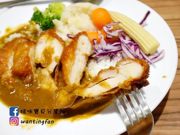 【汐止美食】瓦貓咖哩 鄰近汐止車站 手工耗時熬煮咖哩醬 不添加人工味精 讓人吃的安心又健康 (18).JPG