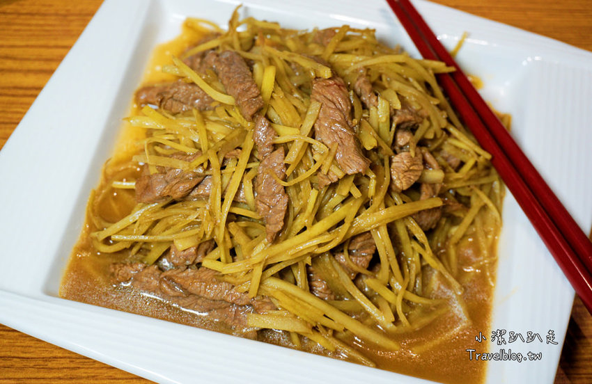 台中西區美食推薦》品八方燒鵝。精緻中式餐廳，招牌人氣必吃招牌櫻桃四吃，聚餐首選，電視節目採訪熱門美食。 - 小潔趴趴走旅遊札記