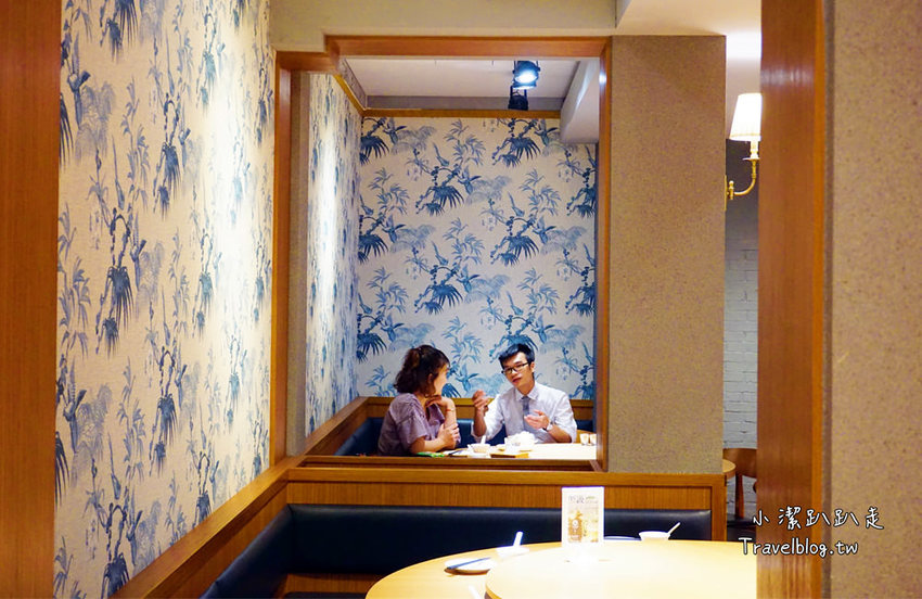 台中西區美食推薦》品八方燒鵝。精緻中式餐廳，招牌人氣必吃招牌櫻桃四吃，聚餐首選，電視節目採訪熱門美食。 - 小潔趴趴走旅遊札記