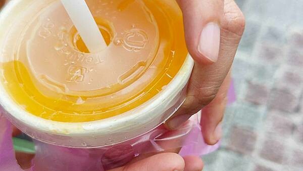 【台北美食】金桔檸檬汁｜迪化街必喝必買的新鮮現榨果汁